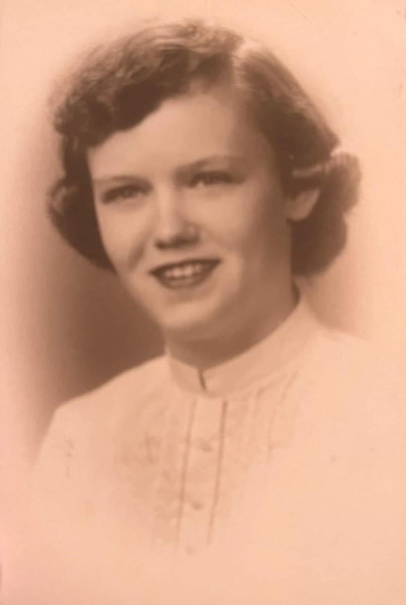 Obituary of Helen Jean Schmit