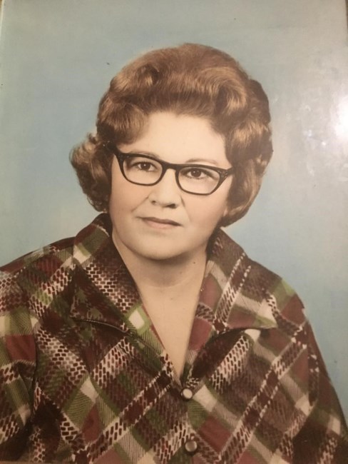 Obituary of Maria De La Paz Salinas