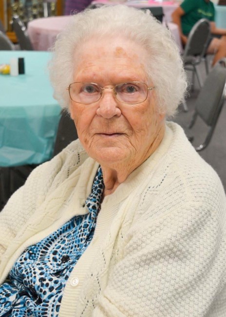 Avis de décès de Beatrice Tart Strickland