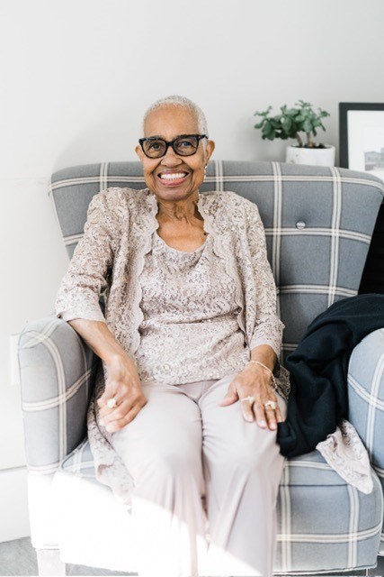 Obituario de Christine R. Veal