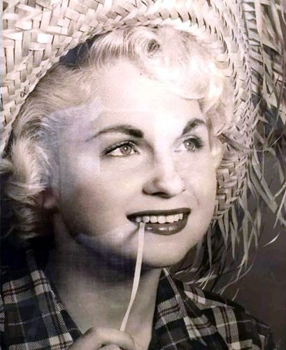 Obituary of Delores Davis Sloan