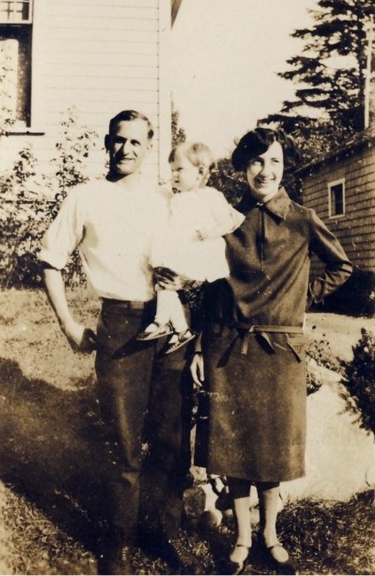 Obituary of Mrs. Noray Smith Larson