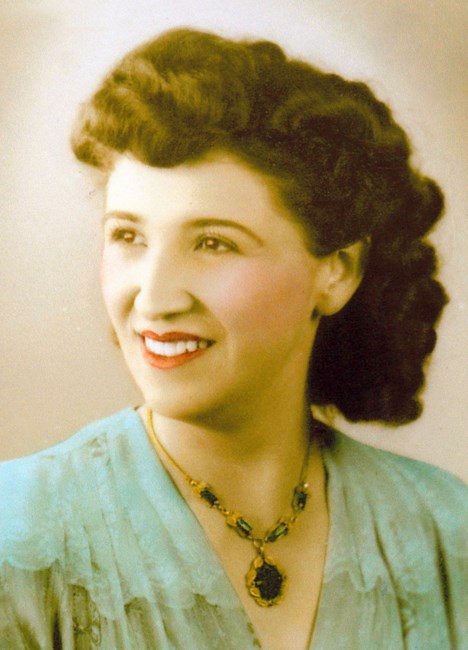 Obituary of Amelia Castillo Perez
