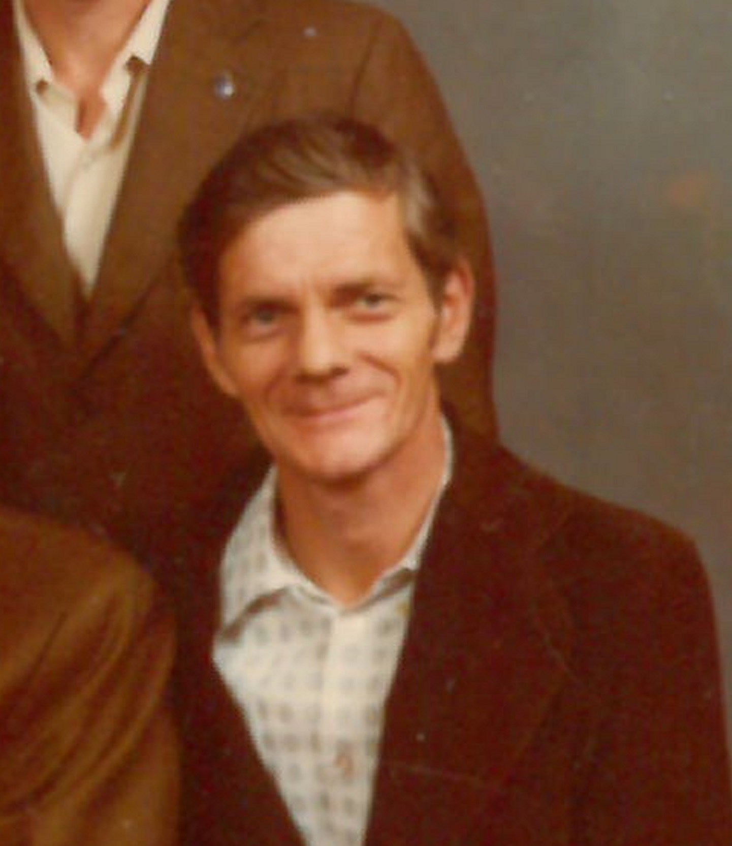 Obituary of Daniel Gerald Mead