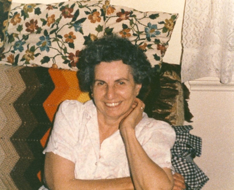 Obituario de Mildred C. Rossi Young