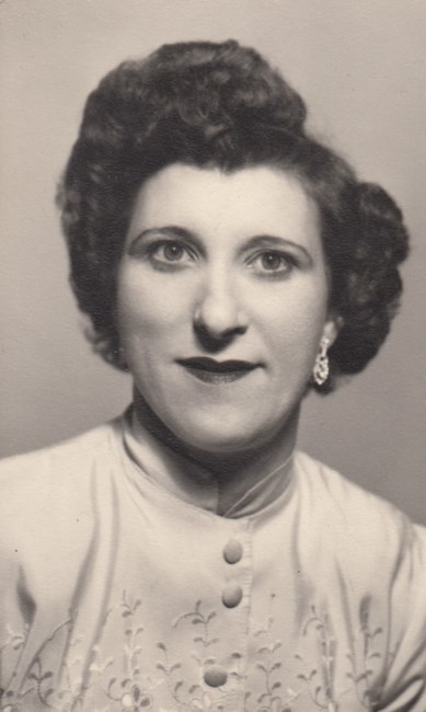 Obituary of Eileen Mary Pichie (née Lalonde)