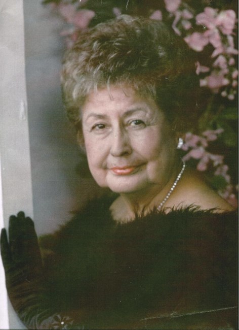 Obituary of Aurora Parra