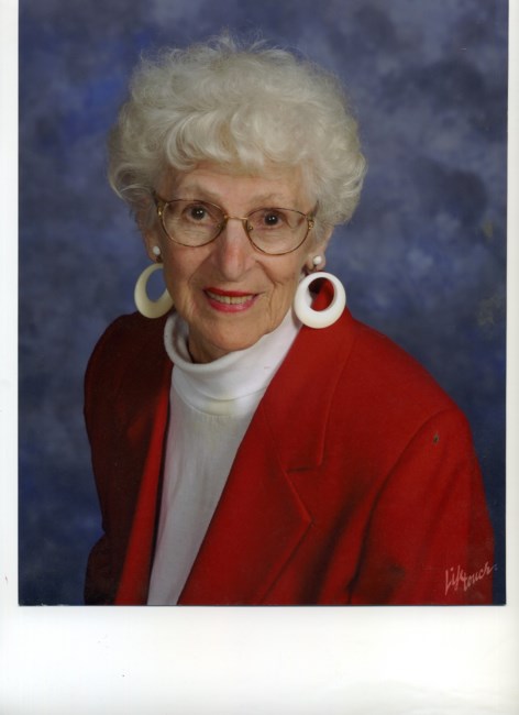 Obituary of Lois Mae Ladich