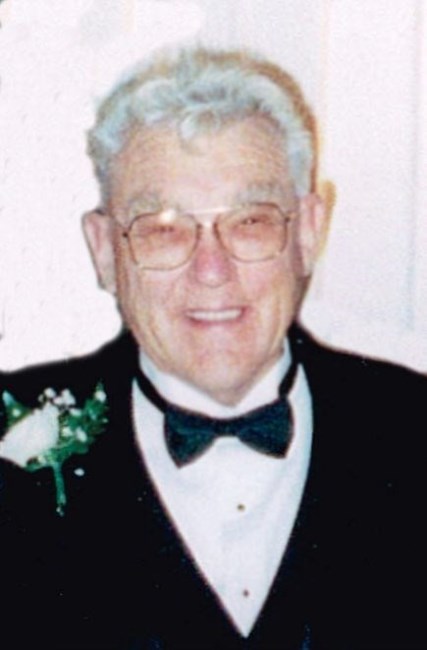 Obituary of Robert Leroi Schultz