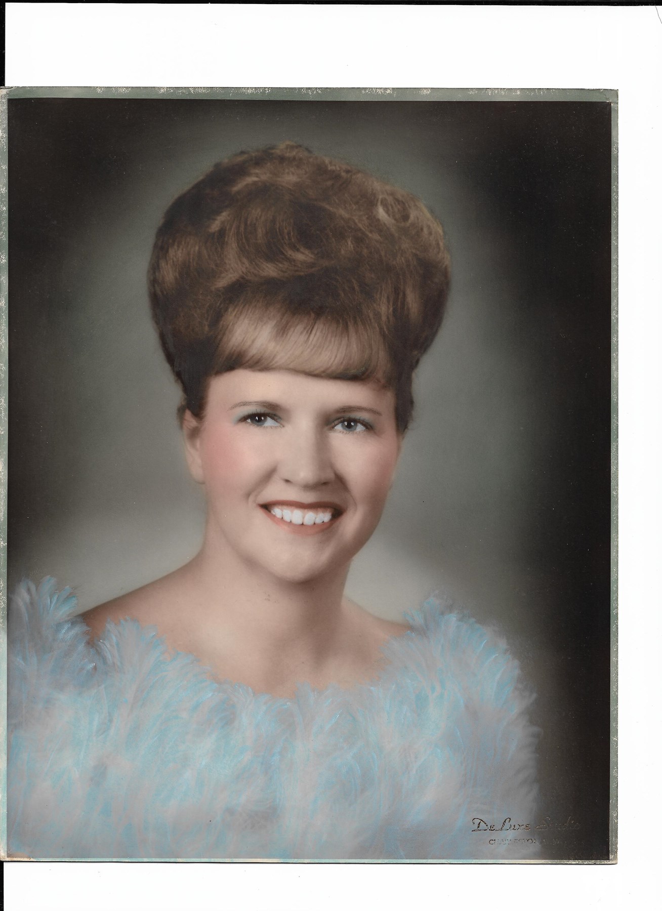 Obituary of Gladys Mae Lilly