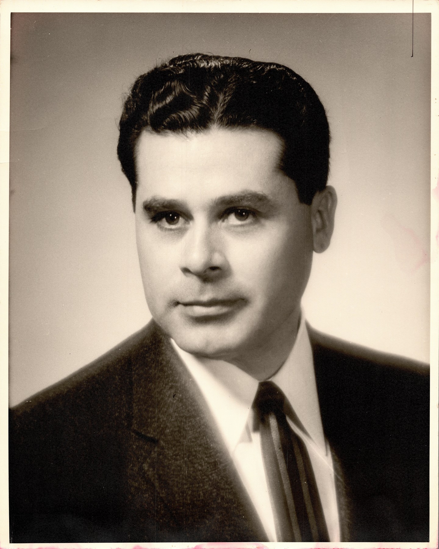 Obituary of Martin L Lee