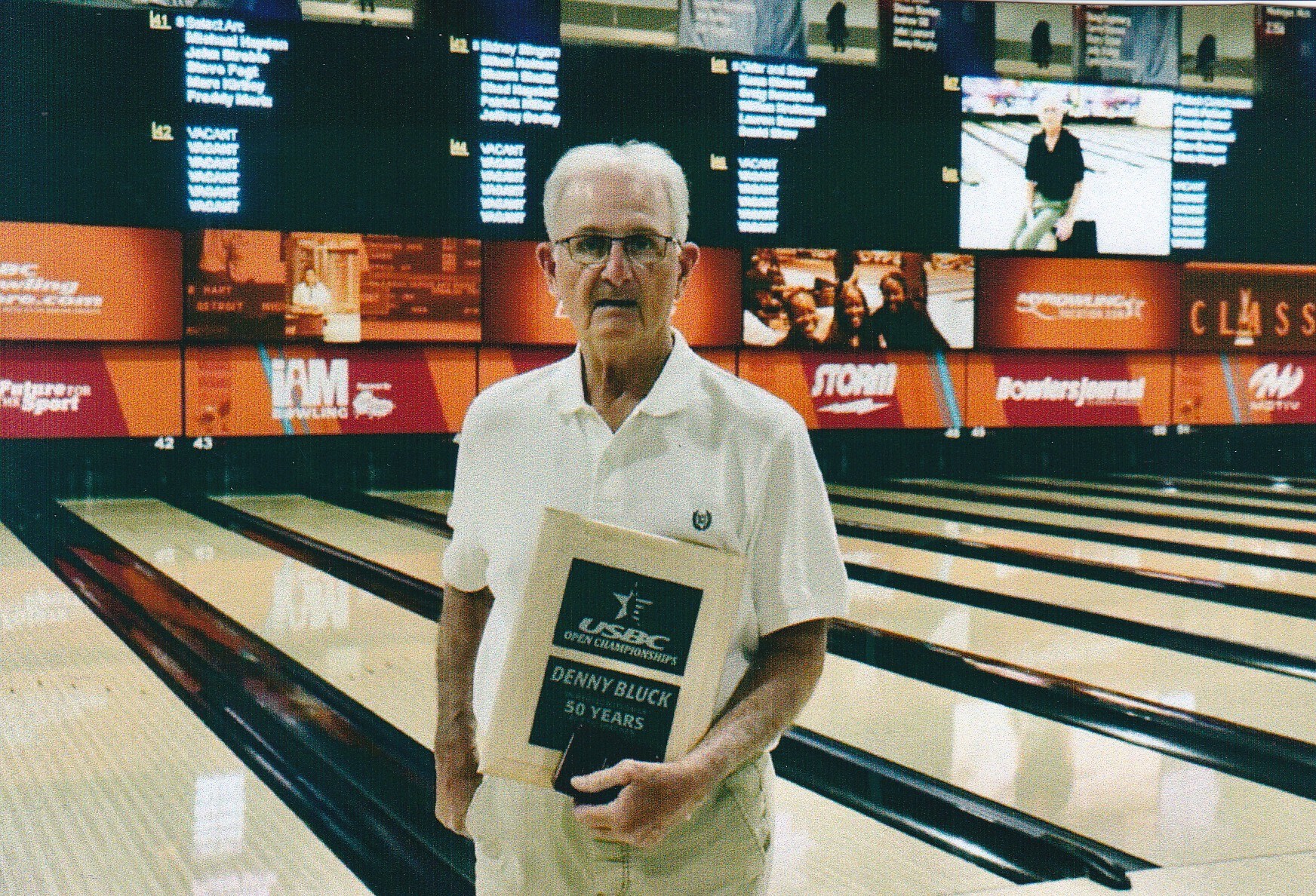 Obituary of Dennis L. Bluck