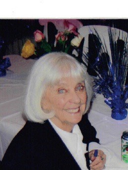 Obituario de Jeannine M Poulin