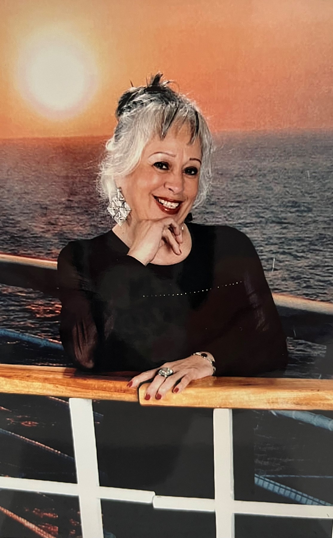 Obituary of Gloria Alaniz