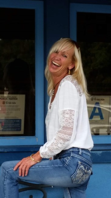 Avis de décès de Laura Lynn Maloney