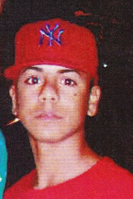 Obituary of Edward "Enano" Pérez Santiago