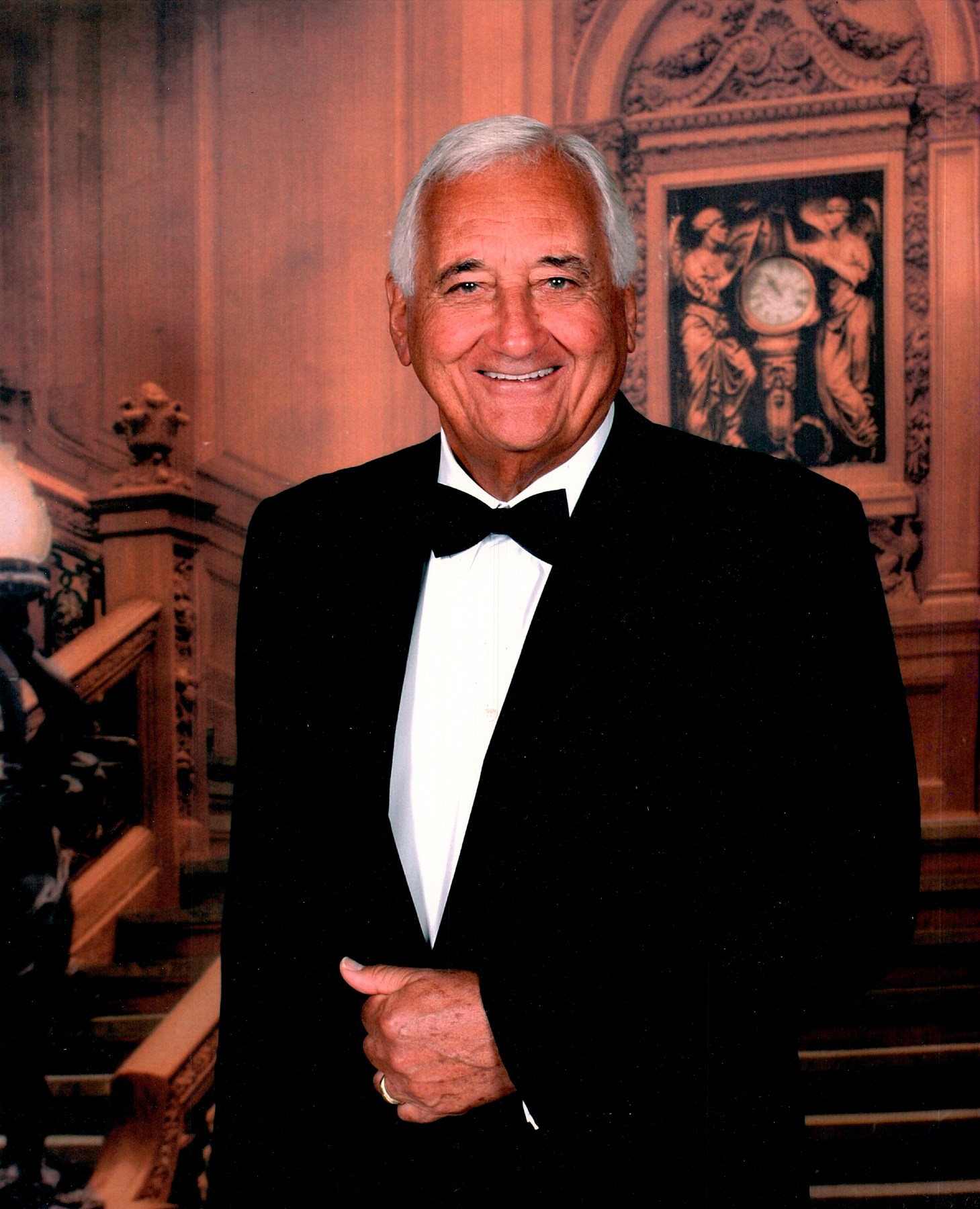 Obituary of Frank J. Russell Jr.