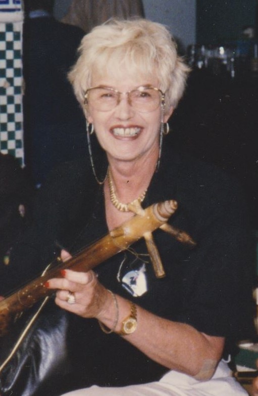 Obituary of Lynne Fanzone