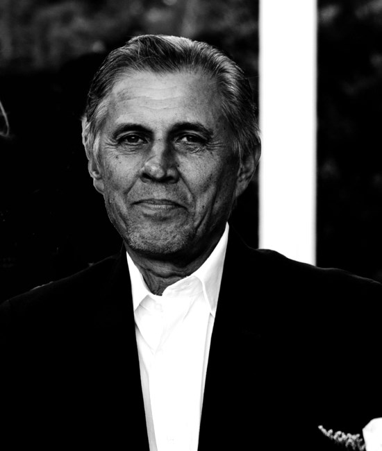 Obituario de Steven J. Sollog