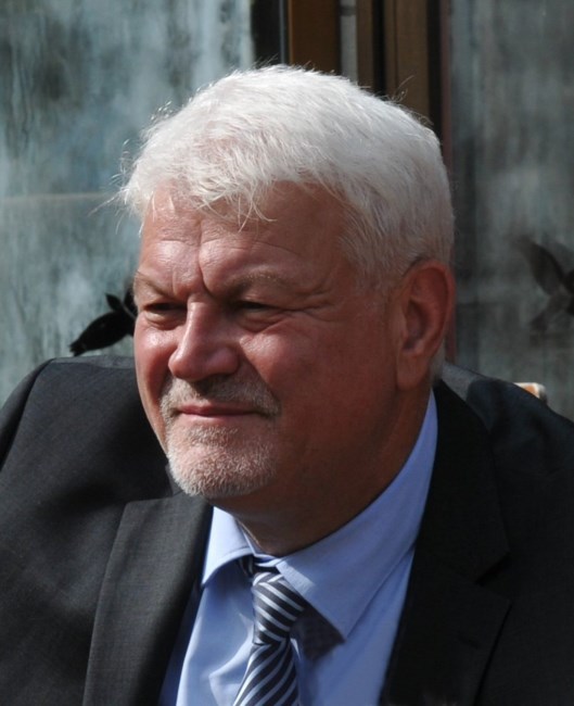 obituary image