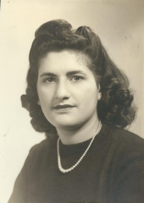 Obituary of Antoinette Gallucci