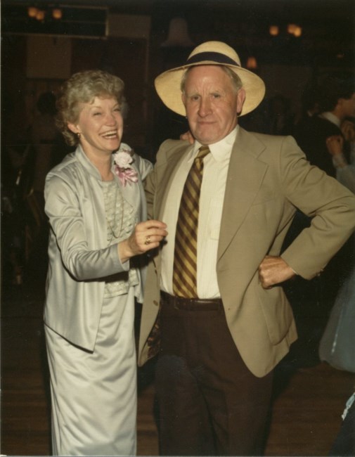 Obituary of Mary T Compton