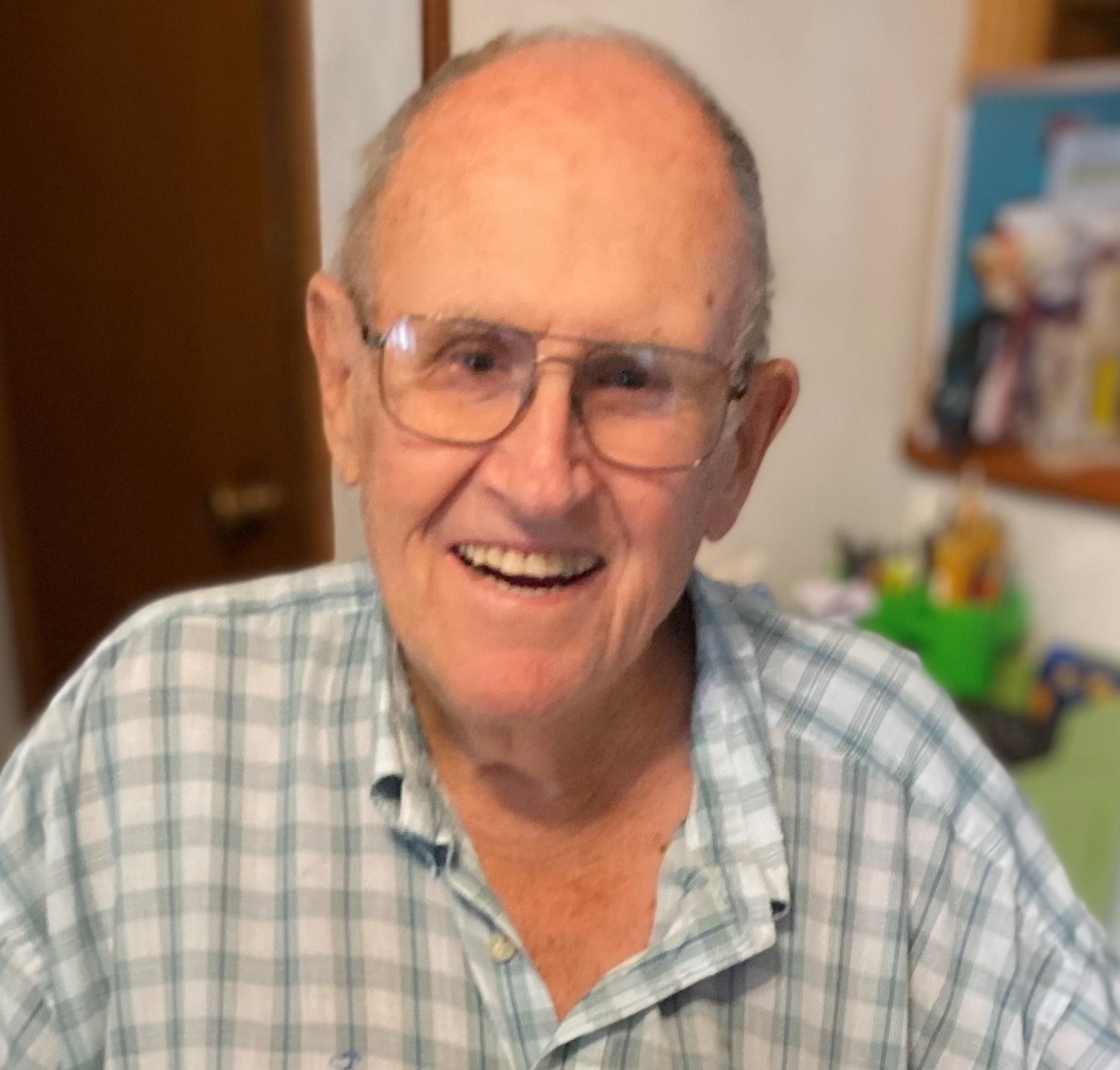 Obituary of Eugene Karius