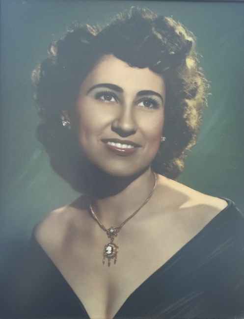 Obituary of Dora De Los Santos Mesa