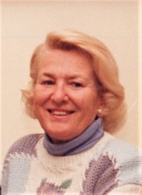 Obituario de Joyce Claudia Bingham Straub