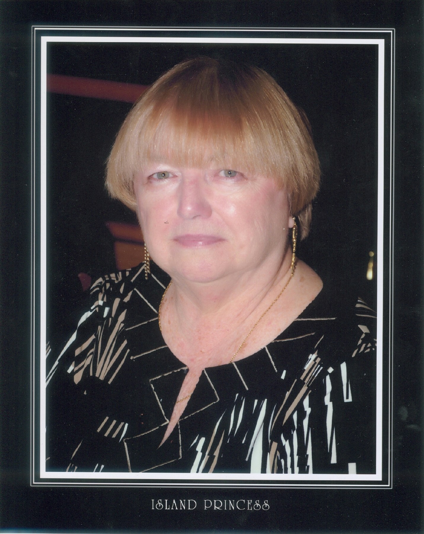 Obituary of Shirley Elaine Checca