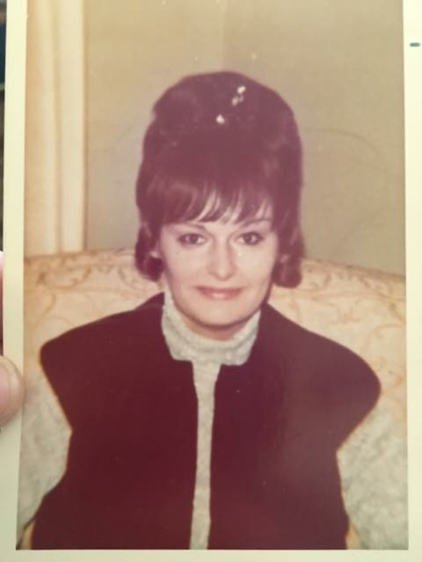 Obituary of Flora Elaine  Warden