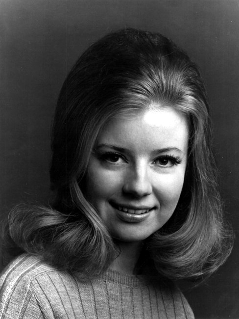 Obituary of Karen (Bobay) Lang