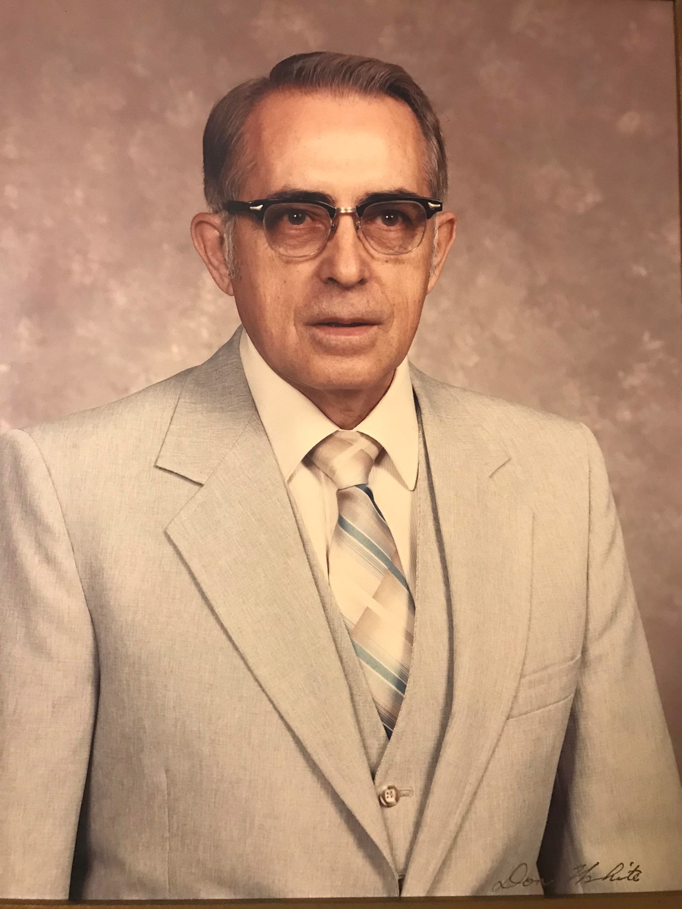 Obituary of Leroy "Lee" Henry Fuhrmann