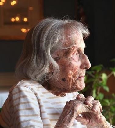 Obituary of Gertrude Mary Reynolds