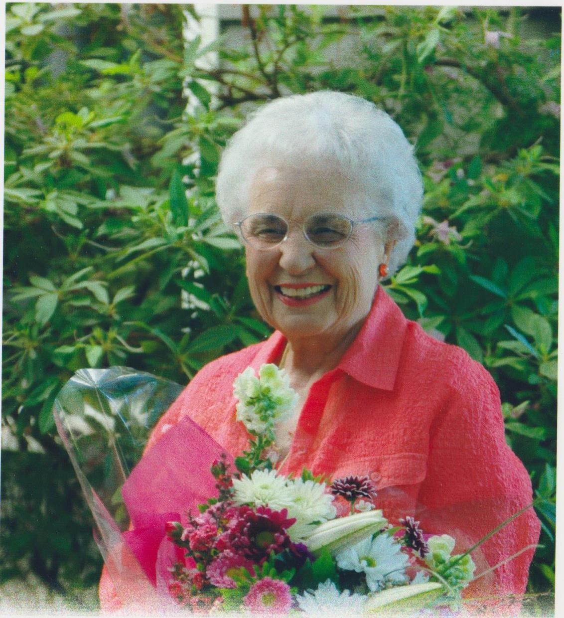 Obituary of Phyllis J Little