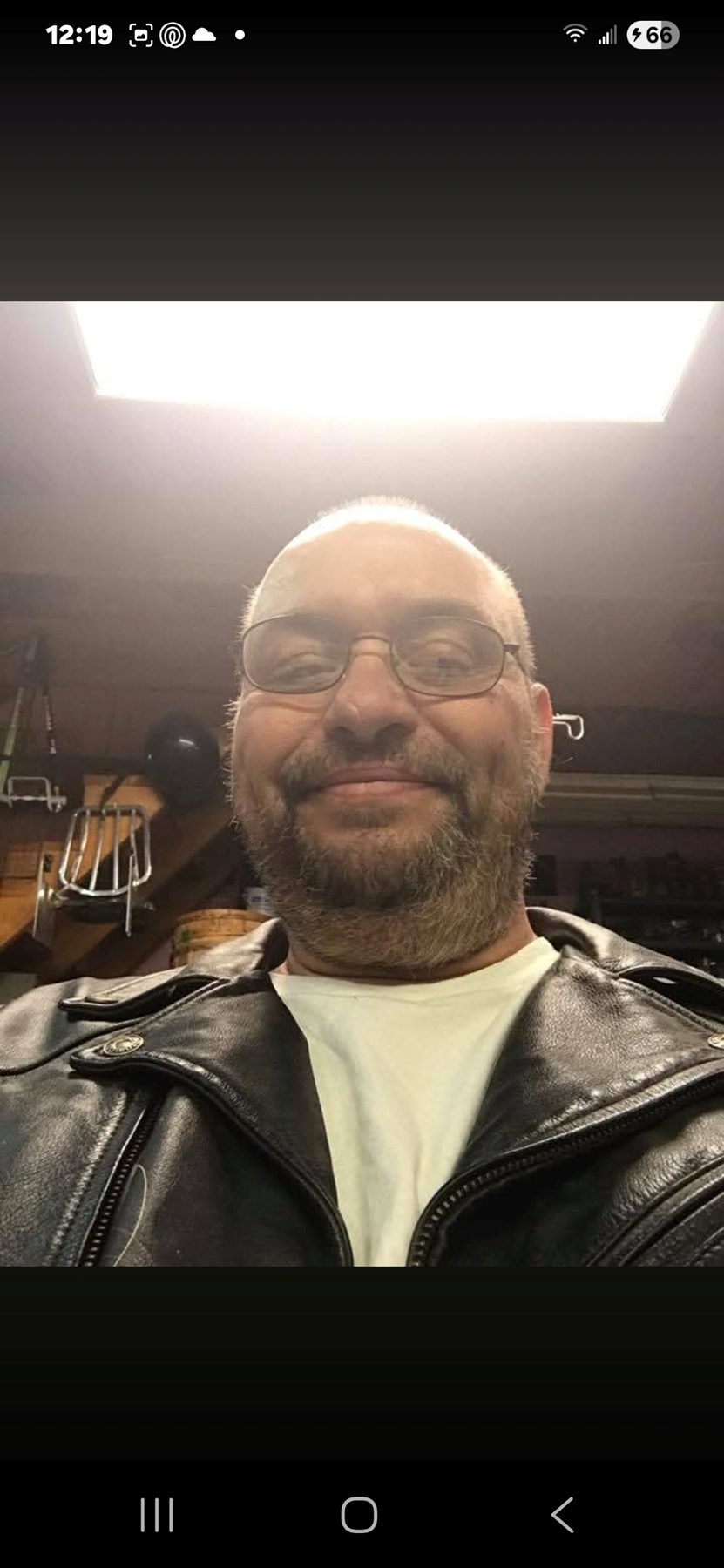 Avis de décès de David J Vandecar