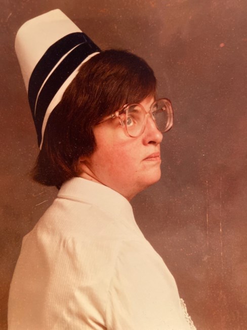 Obituary of Mary Louise Holcomb