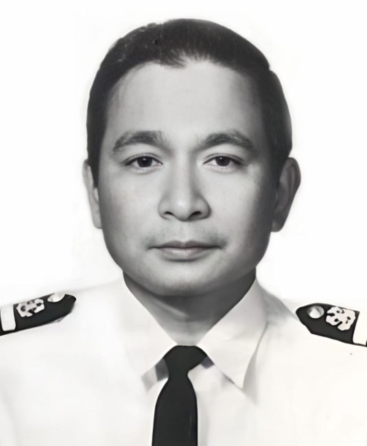 Obituary of Reuben T Santos