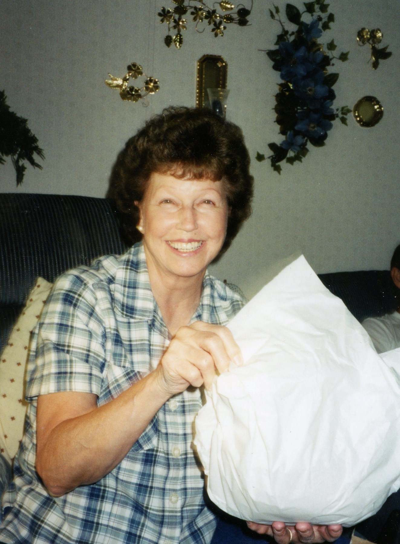 Obituary of Helen Frances Mutter