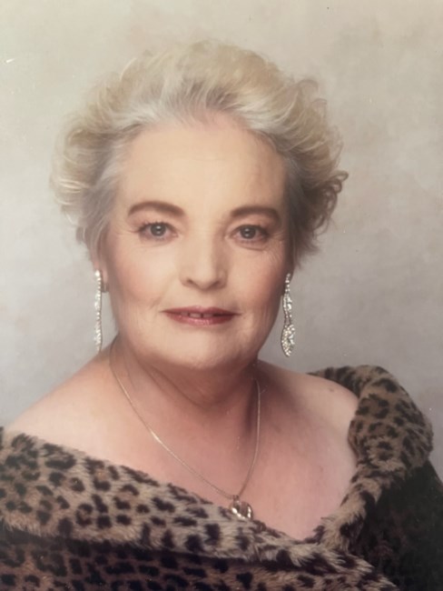 Obituary of Esperanza G. Martinez