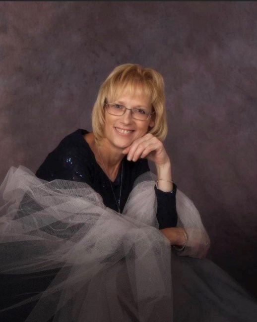 Obituario de Robbin La Fawn Lomas