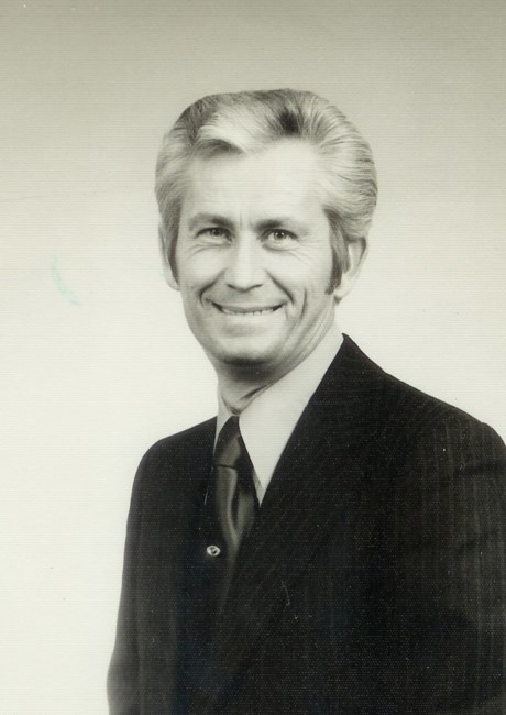 Obituary of Kenneth H Smith