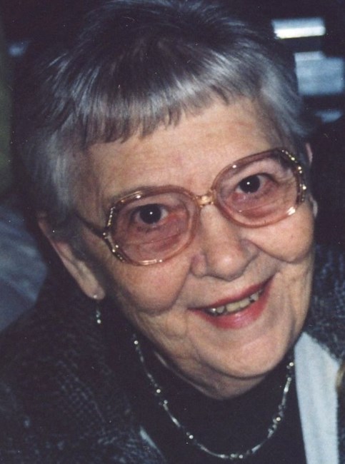 Obituary of Evelyn Brown Wallace