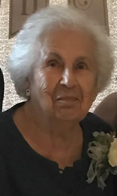 Obituario de Helen "Halyna" Pavesich