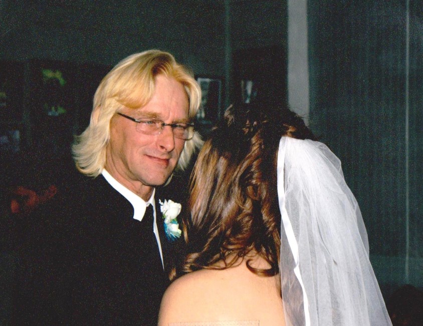 Obituary of Robert E Crawford