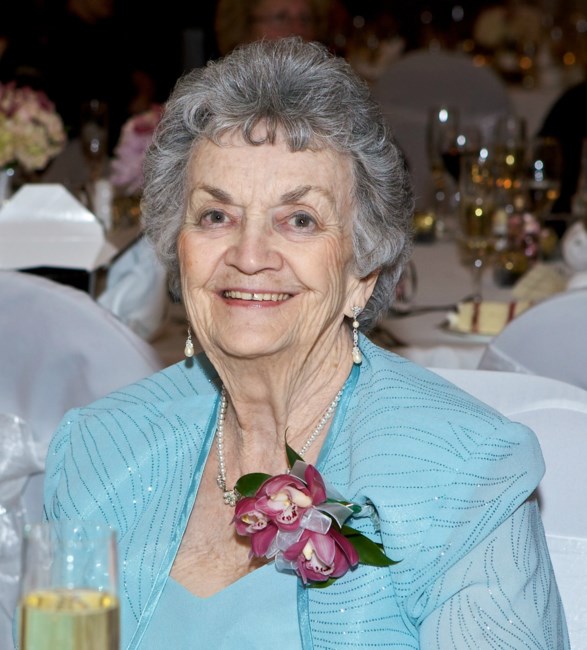 Obituary of Leah Bernice Beecher "Decie"