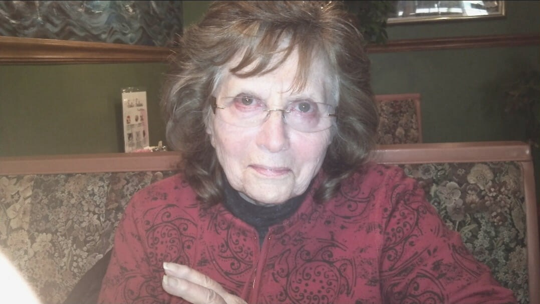 Obituary of Suzanne Bozyk Armetta