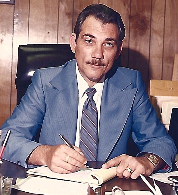 Obituario de James Neil White Sr.