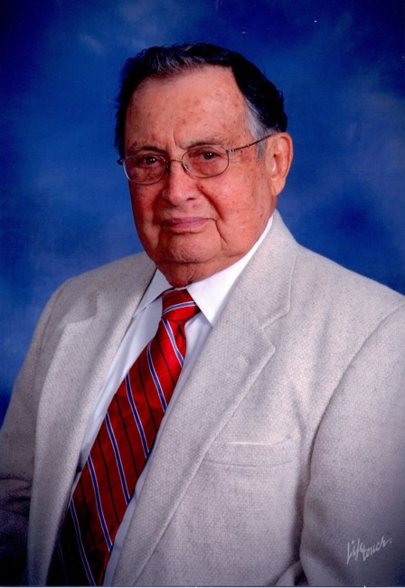 Obituary of Luis Lauro Salinas