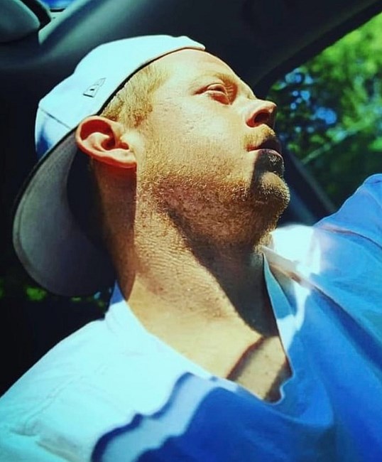 obituary image